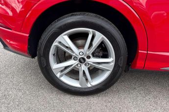 Audi Q3 35 TFSI S Line 5dr S Tronic