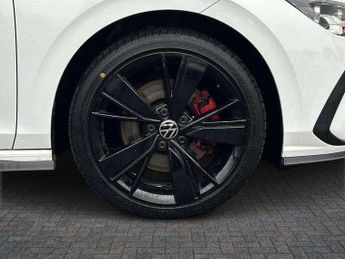 Volkswagen Golf 2.0 TDI 200 GTD 5dr DSG