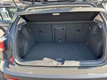 Volkswagen Golf 1.0 eTSI Life 5dr DSG