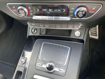 Audi Q5 45 TFSI Quattro Black Edition 5dr S Tronic