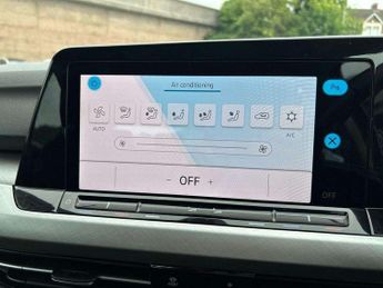 Volkswagen Golf 2.0 TDI Life 5dr DSG