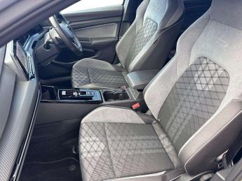 Volkswagen Golf 1.5 eTSI 150 R-Line 5dr DSG