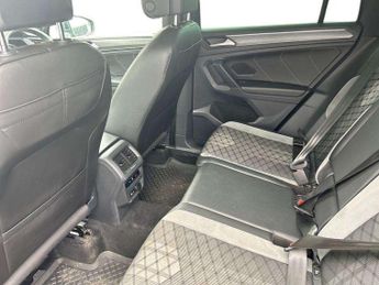 Volkswagen Tiguan 2.0 TDI 200 4Motion R-Line 5dr DSG