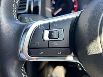 Volkswagen Golf 1.5 TSI EVO 150 R-Line 5dr DSG