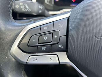 Volkswagen Polo 1.0 TSI 110 R-Line 5dr DSG