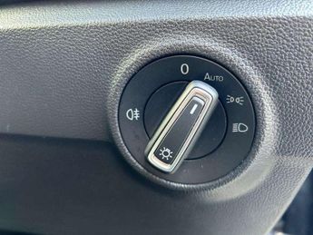 Volkswagen T-Roc 1.5 TSI EVO Design 5dr DSG