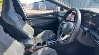 Volkswagen Golf 1.5 eTSI 150 R-Line 5dr DSG