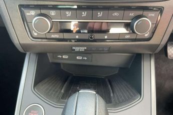 SEAT Leon 1.5 eTSI 150 FR Black Edition 5dr DSG [DAP]