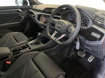Audi Q3 35 TFSI Black Edition 5dr S Tronic [20" Alloy]