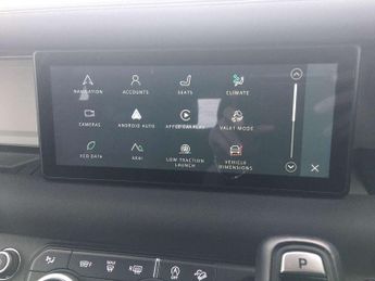 Land Rover Defender 3.0 D250 X-Dynamic SE 90 3dr Auto