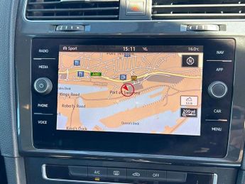 Volkswagen Golf 1.6 TDI SE [Nav] 5dr DSG
