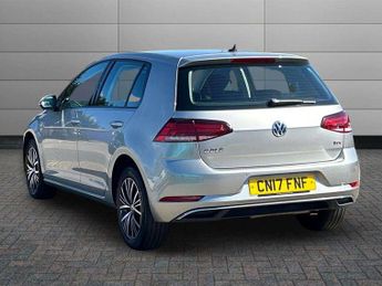 Volkswagen Golf 1.6 TDI SE [Nav] 5dr DSG