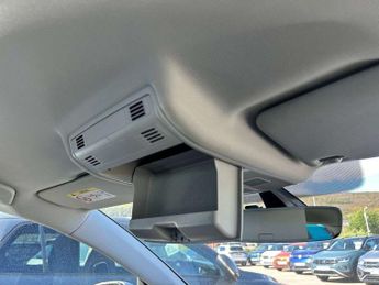 Volkswagen Golf 1.6 TDI SE [Nav] 5dr DSG