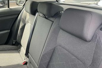 Volkswagen Golf 1.5 eTSI 150 Life 5dr DSG