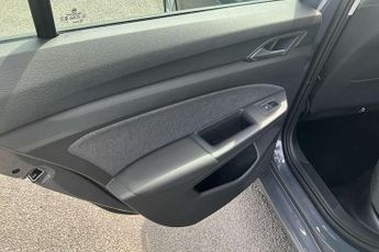 Volkswagen Golf 1.5 eTSI 150 Life 5dr DSG
