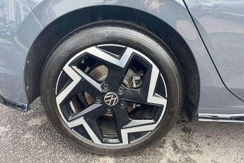 Volkswagen Golf 2.0 TDI 150 R-Line 5dr DSG