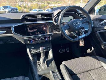 Audi Q3 35 TFSI Black Edition 5dr S Tronic
