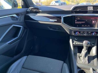 Audi Q3 35 TFSI Black Edition 5dr S Tronic