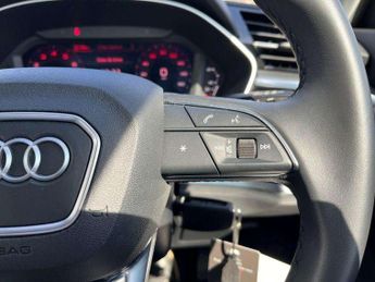 Audi Q3 35 TFSI Technik 5dr S Tronic