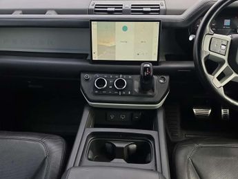 Land Rover Defender 3.0 D250 HSE 90 3dr Auto