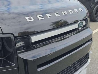 Land Rover Defender 3.0 D250 HSE 90 3dr Auto