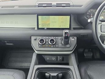 Land Rover Defender 3.0 D250 X-Dynamic SE 90 3dr Auto
