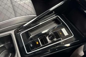 Volkswagen Golf 1.5 eTSI 150 R-Line 5dr DSG