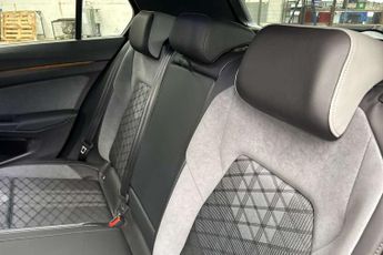 Volkswagen Golf 1.5 eTSI 150 R-Line 5dr DSG