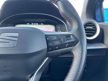 SEAT Arona 1.0 TSI 115 FR Black Edition 5dr DSG