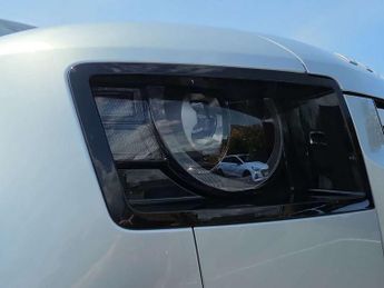Land Rover Defender 3.0 D250 Hard Top Auto