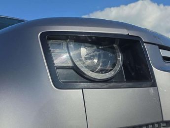 Land Rover Defender 3.0 D250 SE 110 5dr Auto