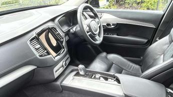 Volvo XC90 2.0 B5D [235] Plus Dark 5dr AWD Geartronic