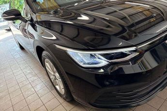 Volkswagen Golf 1.0 eTSI Life 5dr DSG