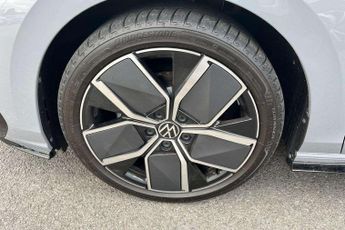 Volkswagen Golf 2.0 TDI 150 Black Edition 5dr DSG