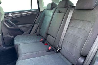 Volkswagen Tiguan 2.0 TDI 4Motion Elegance 5dr DSG
