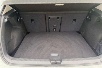 Volkswagen Golf 1.5 eTSI Style 5dr DSG