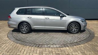 Volkswagen Golf TDi 1.6 TDI SE 5dr [Nav]