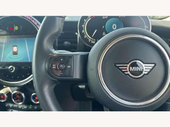 MINI Hatchback 1.5 Cooper Classic 5dr Auto