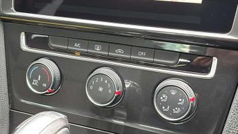 Volkswagen Golf 1.5 TSI EVO SE [Nav] 5dr DSG