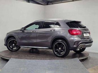 Mercedes-Benz GLA GLA 220d 4Matic AMG Line 5dr Auto [Premium]