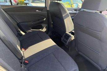 Volkswagen Golf 1.5 eTSI 150 Life 5dr DSG