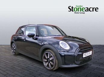 MINI Hatch 1.5 Cooper Exclusive 5dr Auto [Comfort/Nav Pack]