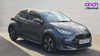 Toyota Yaris 1.5 Hybrid Design 5dr CVT