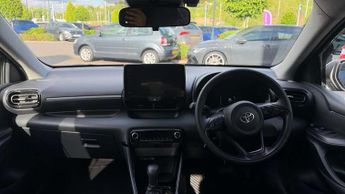 Toyota Yaris 1.5 Hybrid Design 5dr CVT