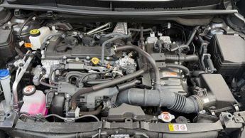 Toyota Yaris 1.5 Hybrid Design 5dr CVT
