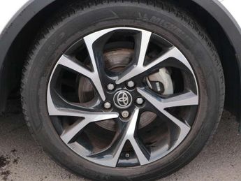 Toyota C-HR 1.8 Hybrid Design 5dr CVT