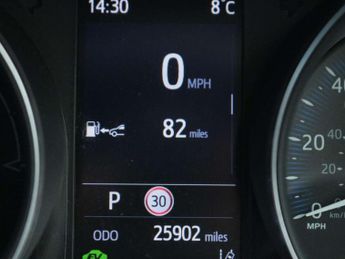 Toyota C-HR 1.8 Hybrid Design 5dr CVT