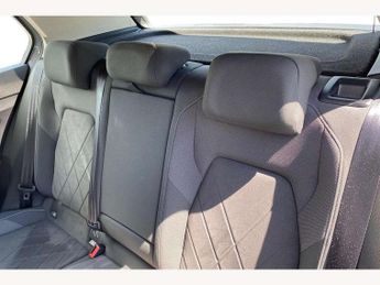 Volkswagen Golf 1.5 eTSI 150 Style 5dr DSG