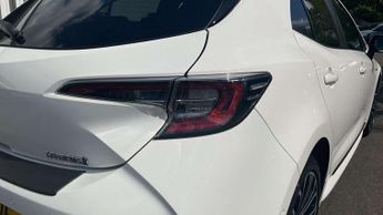 Toyota Corolla 1.8 VVT-i Hybrid Design 5dr CVT