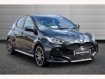 Toyota Yaris 1.5 Hybrid GR Sport 5dr CVT